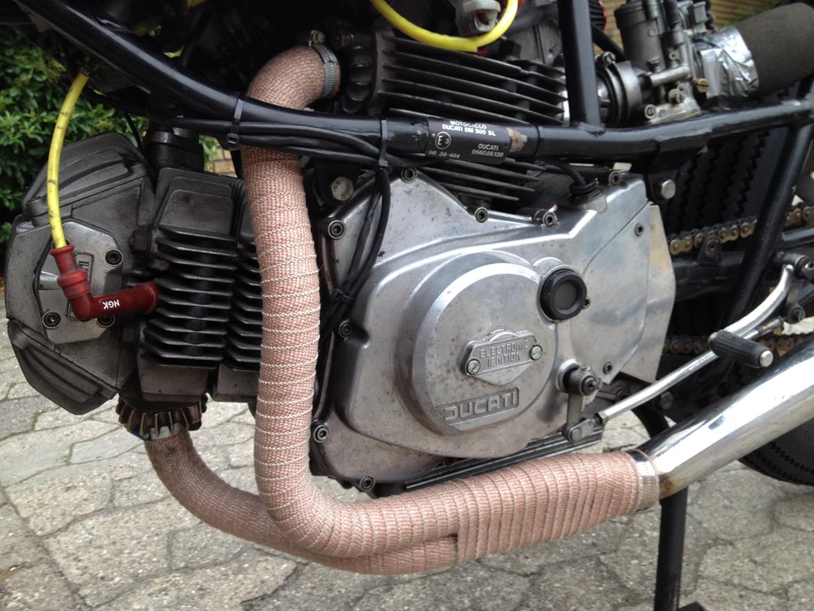 Ducati 650 SL Pantah Cafe Racer - Færdigt resultat efter første og eneste forsøg. billede 9