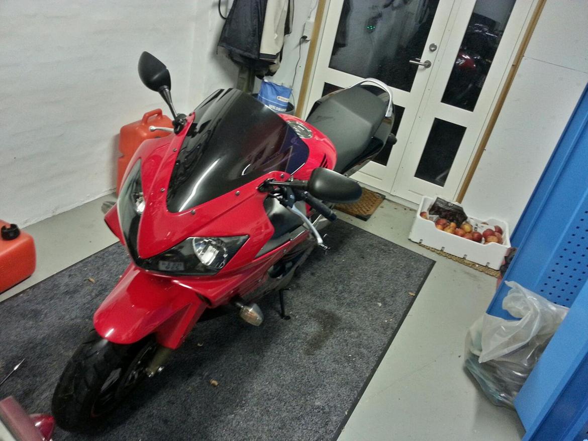 Honda CBR 600 F4i billede 2