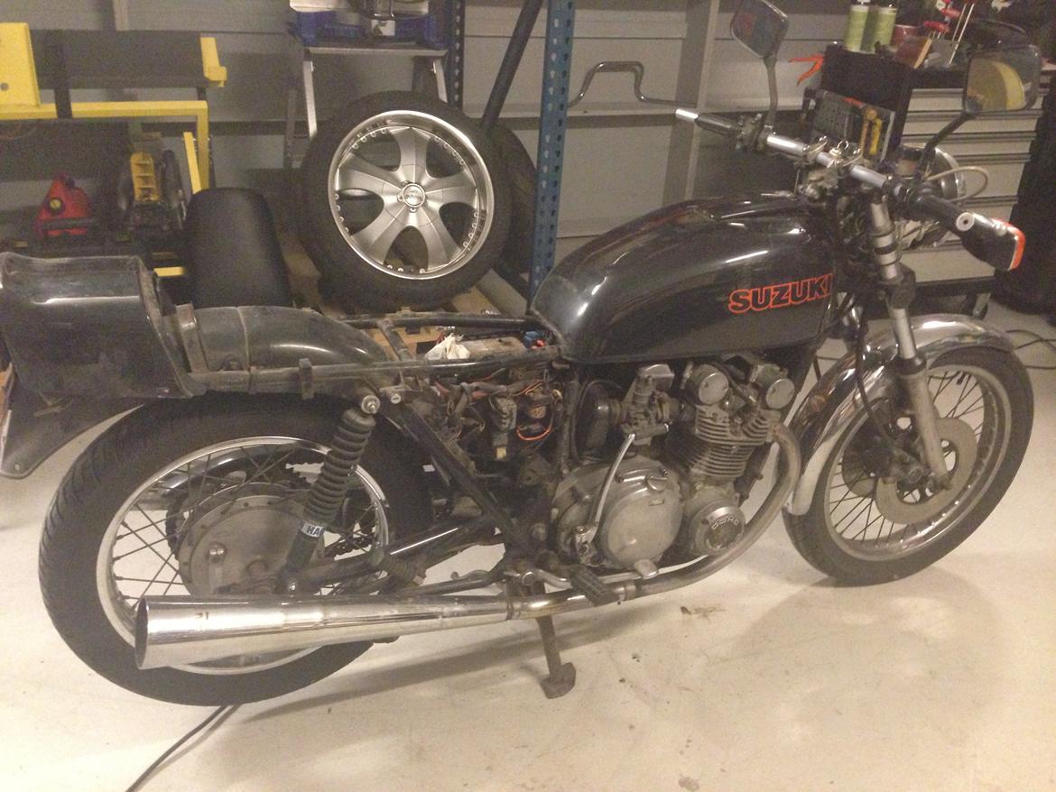 Suzuki GS 550 Cafe Racer 2 billede 8