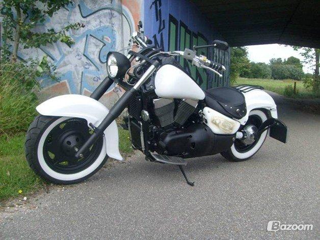 Suzuki Intruder VL 1500 billede 1