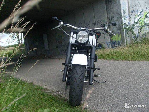 Suzuki Intruder VL 1500 billede 2