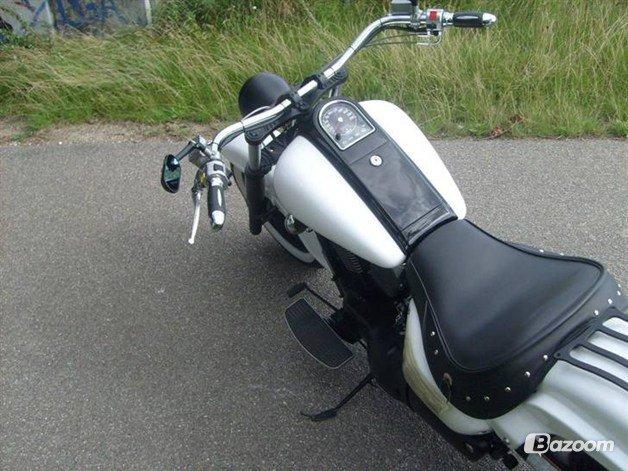 Suzuki Intruder VL 1500 billede 11
