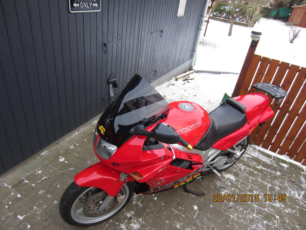 Honda VFR 750 F RC36-1 billede 19