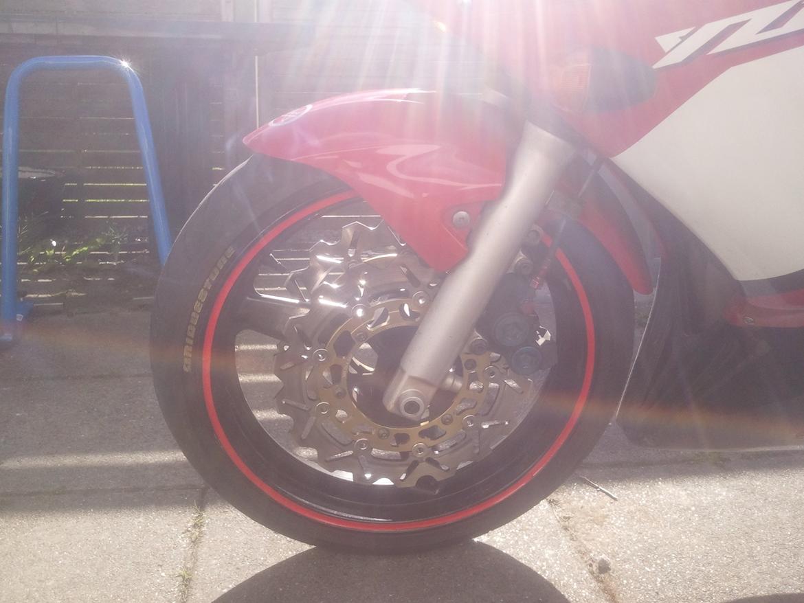 Yamaha YZF R6 billede 6