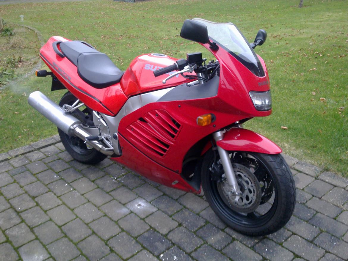 Пластик suzuki rf600r