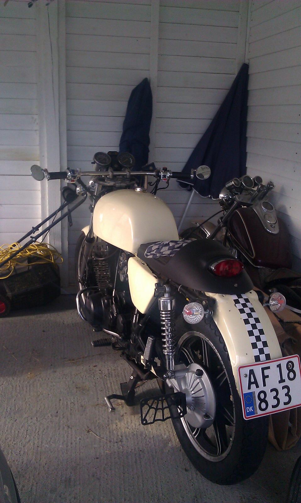 Yamaha XS 750 billede 2