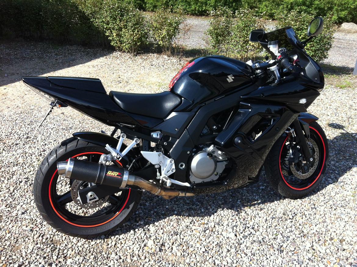 Suzuki SV 650 S (Solgt) billede 3
