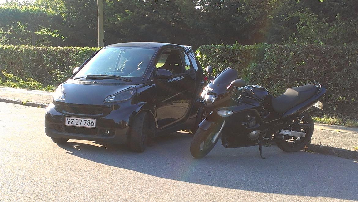 Suzuki GSX 750F - The Black Boys 1 billede 1