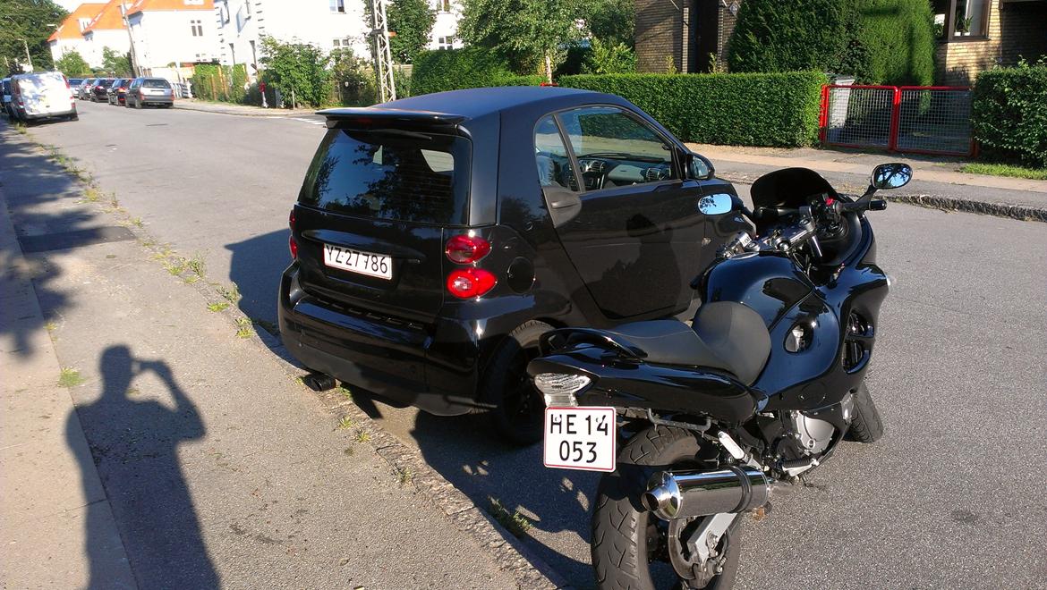 Suzuki GSX 750F - The Black Boys bagfra billede 4