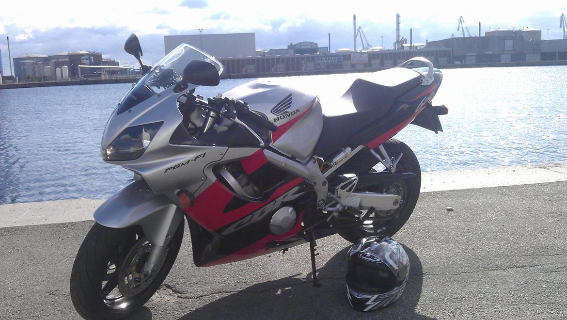 Honda CBR 600 F4i billede 4