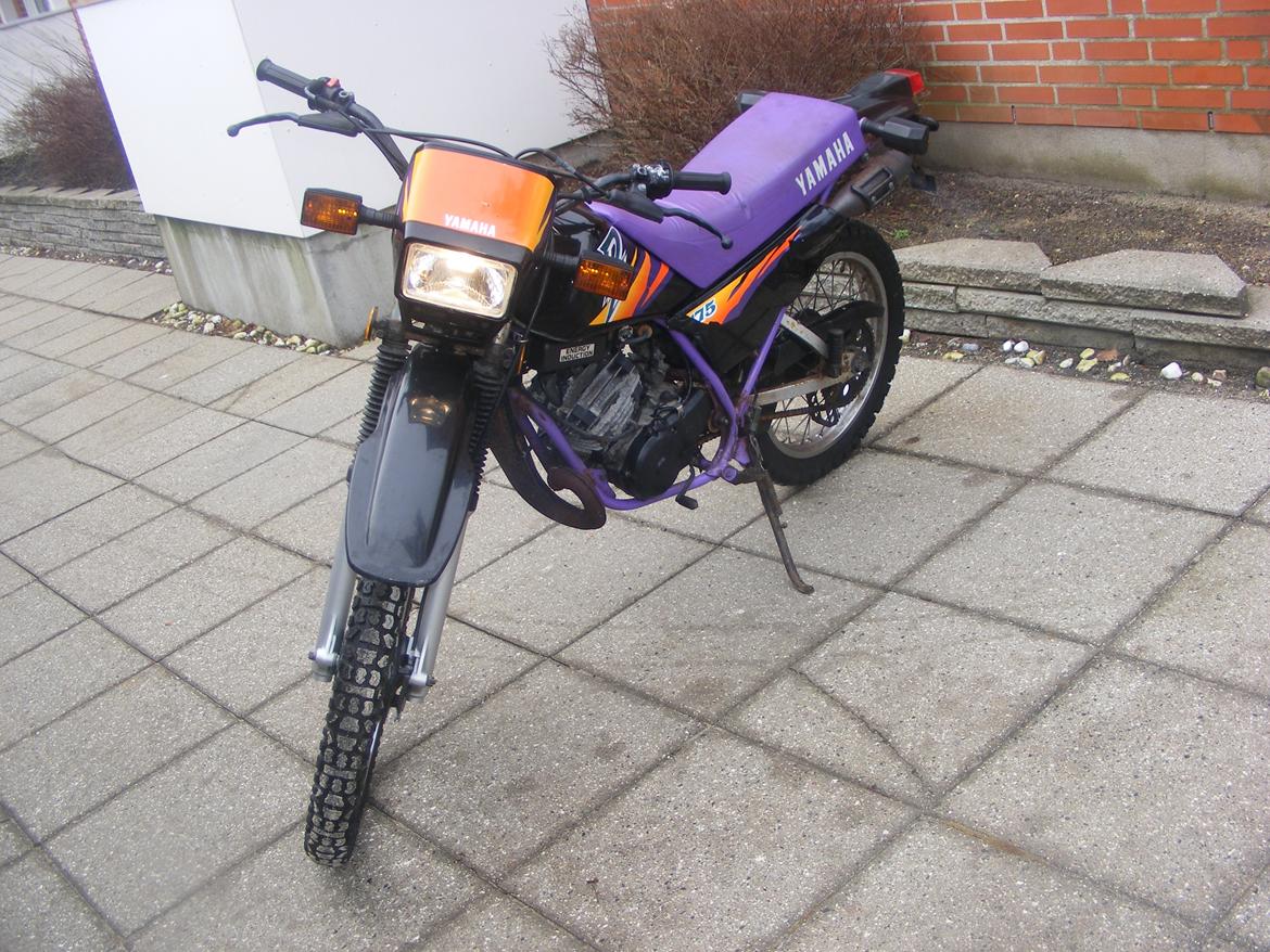 Yamaha DT-175 billede 2