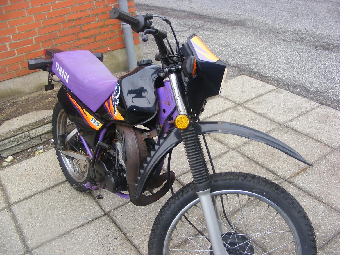 Yamaha DT-175 billede 3
