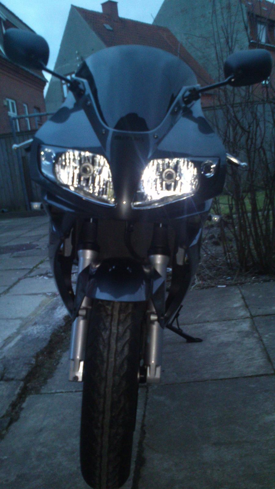 Suzuki sv 650 sa billede 5