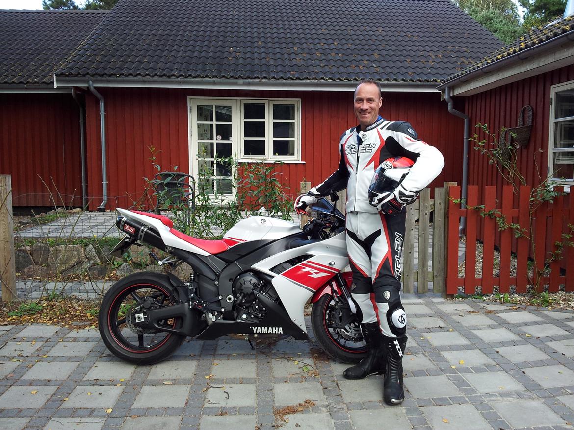 Yamaha R1 billede 9