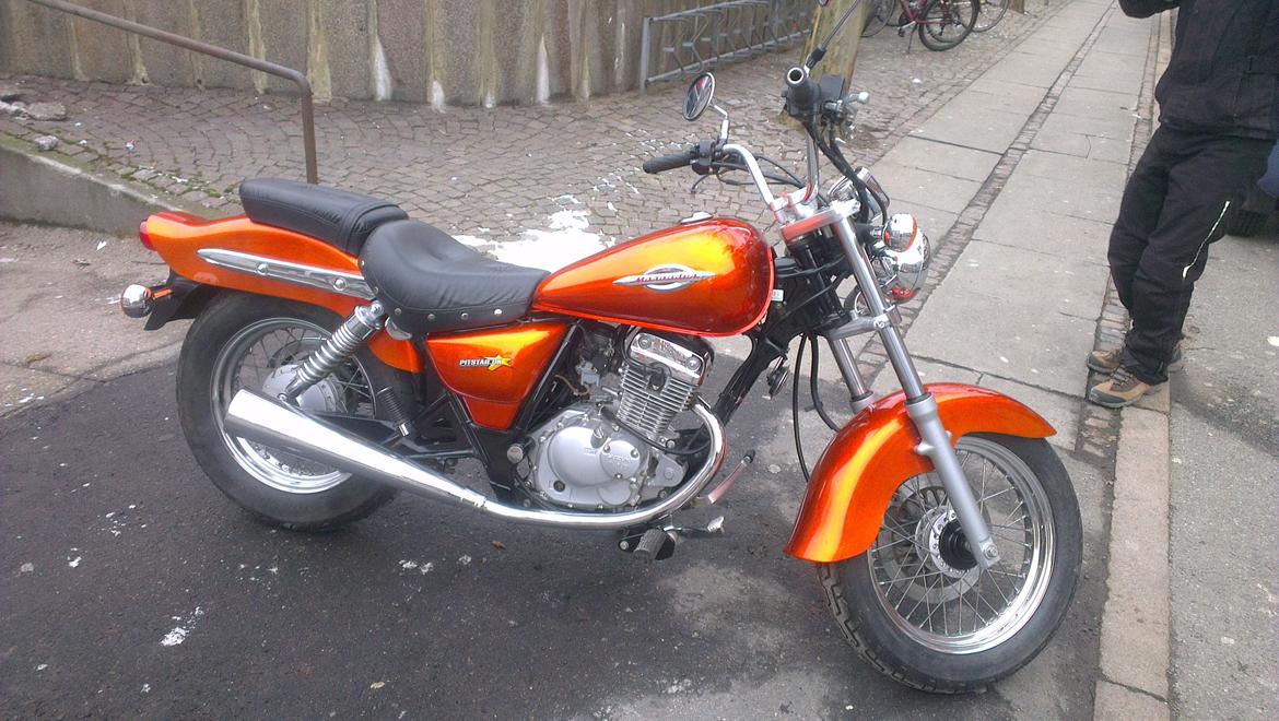 Suzuki GZ 125 Marauder - FLOT cykel! billede 1