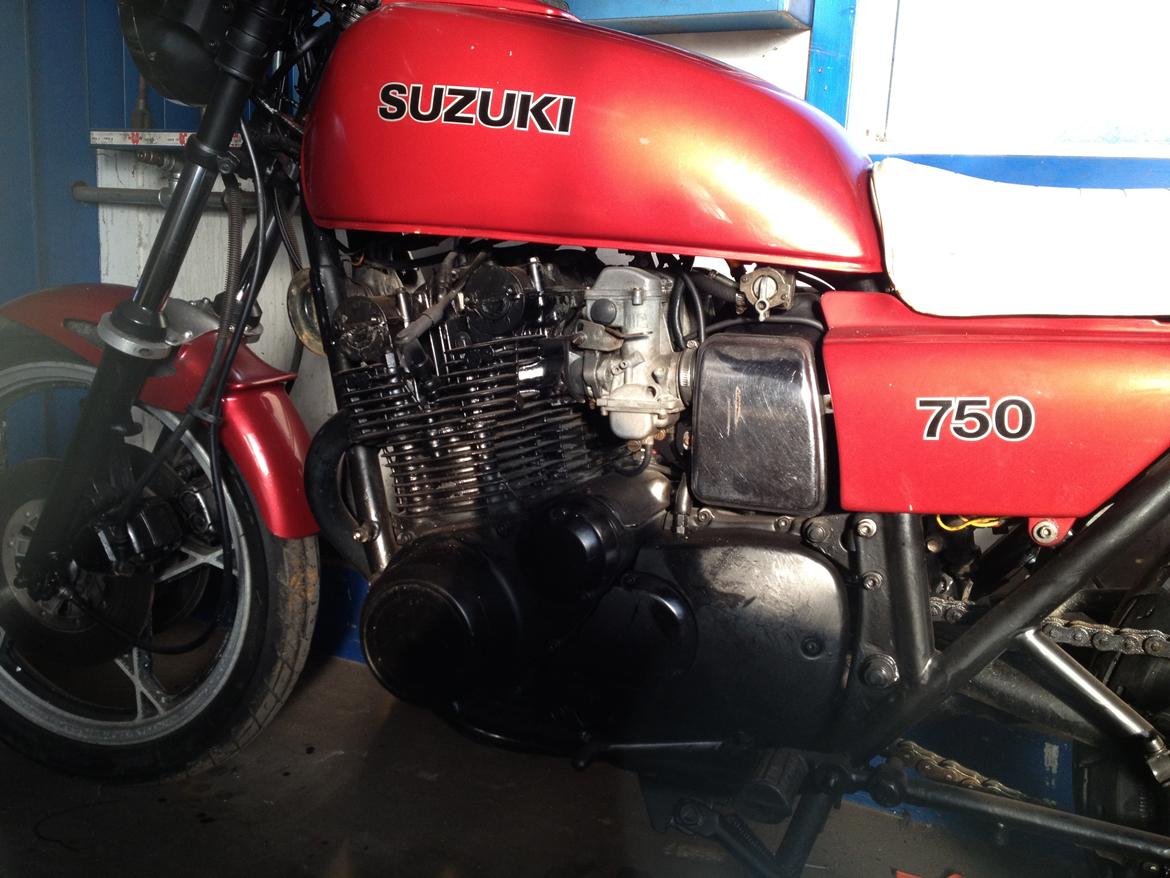 Suzuki GS 750 billede 4