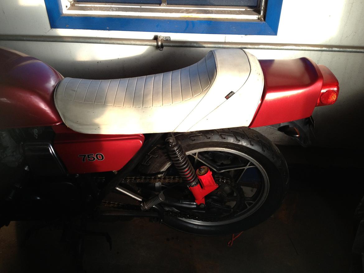 Suzuki GS 750 billede 7