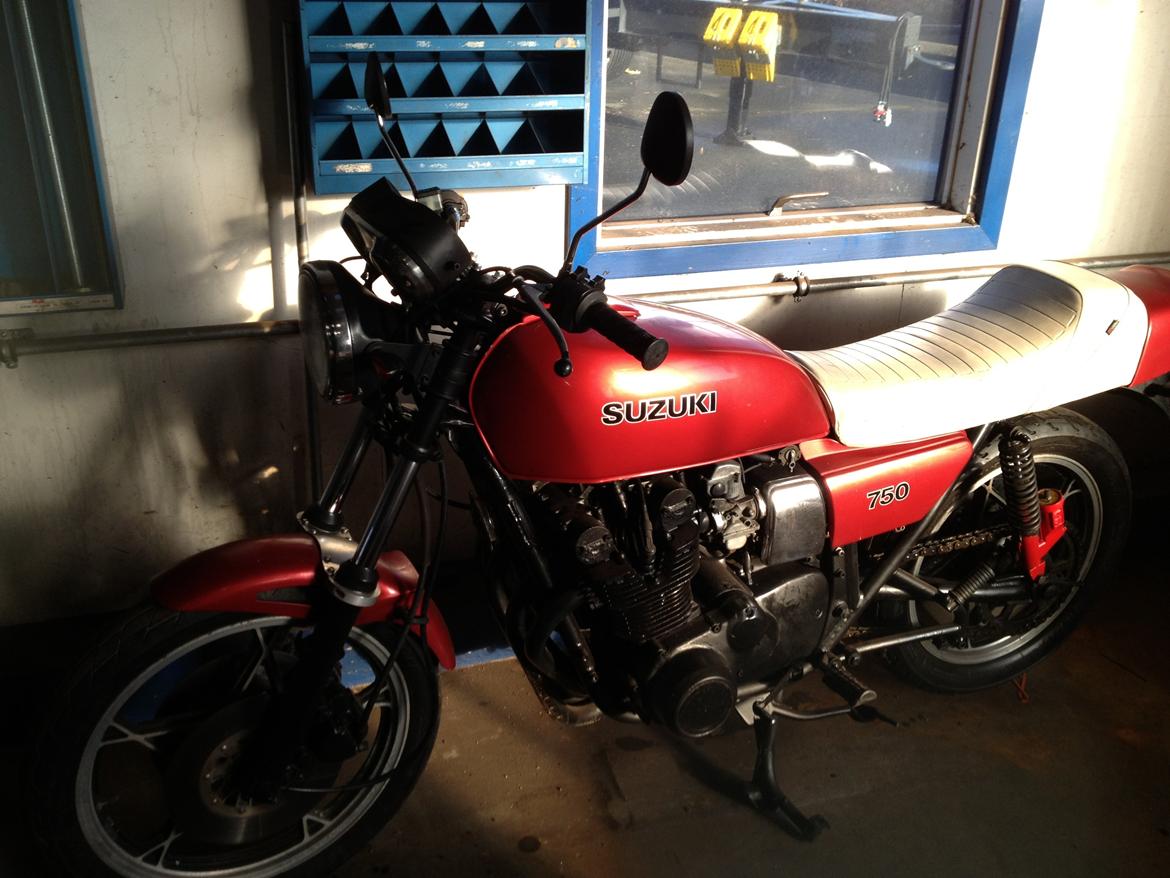 Suzuki GS 750 billede 8