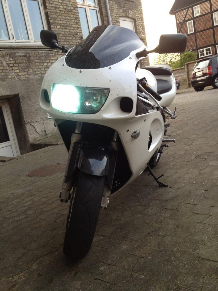 Suzuki GSXR 600 billede 2