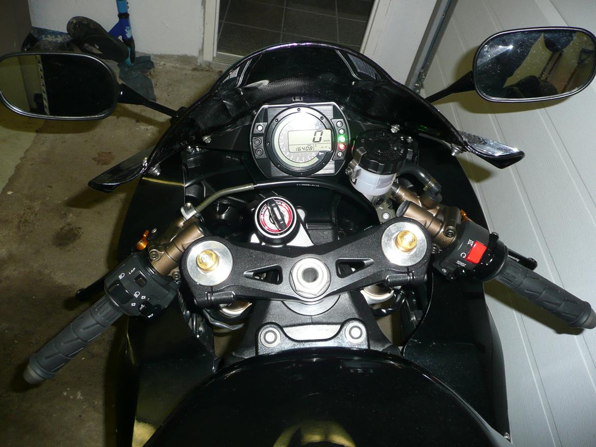 Kawasaki ZX10R   solgt billede 7