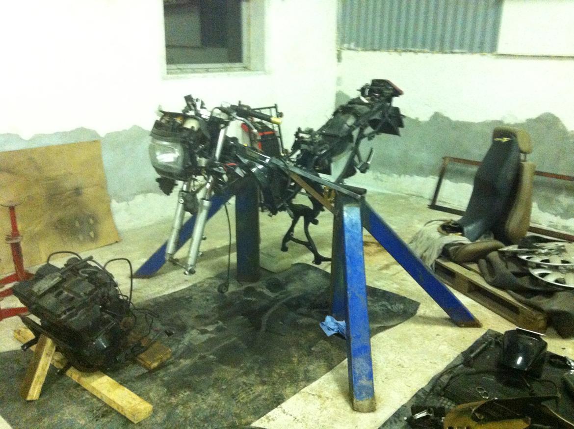 Suzuki GSX 750 F - Vinter 12-13 billede 9