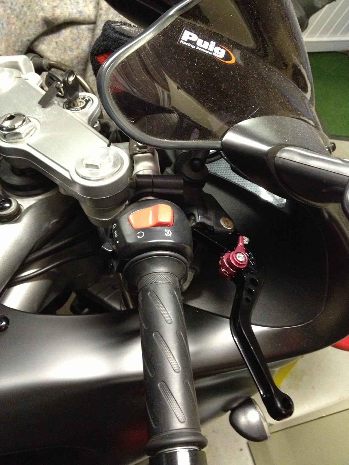 Suzuki SV 650S SOLGT - Nyt bremsegreb :) billede 5