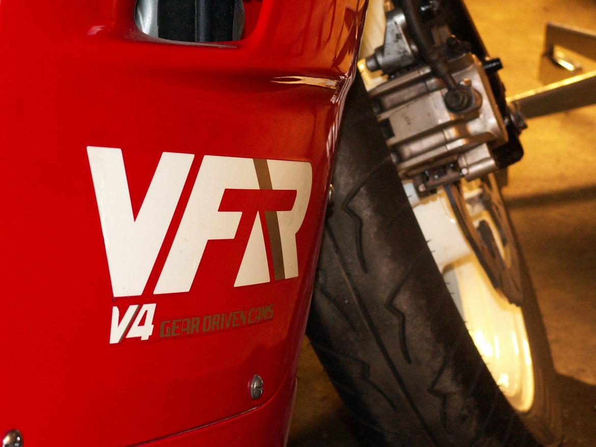 Honda VFR 750 RC24/2 billede 6