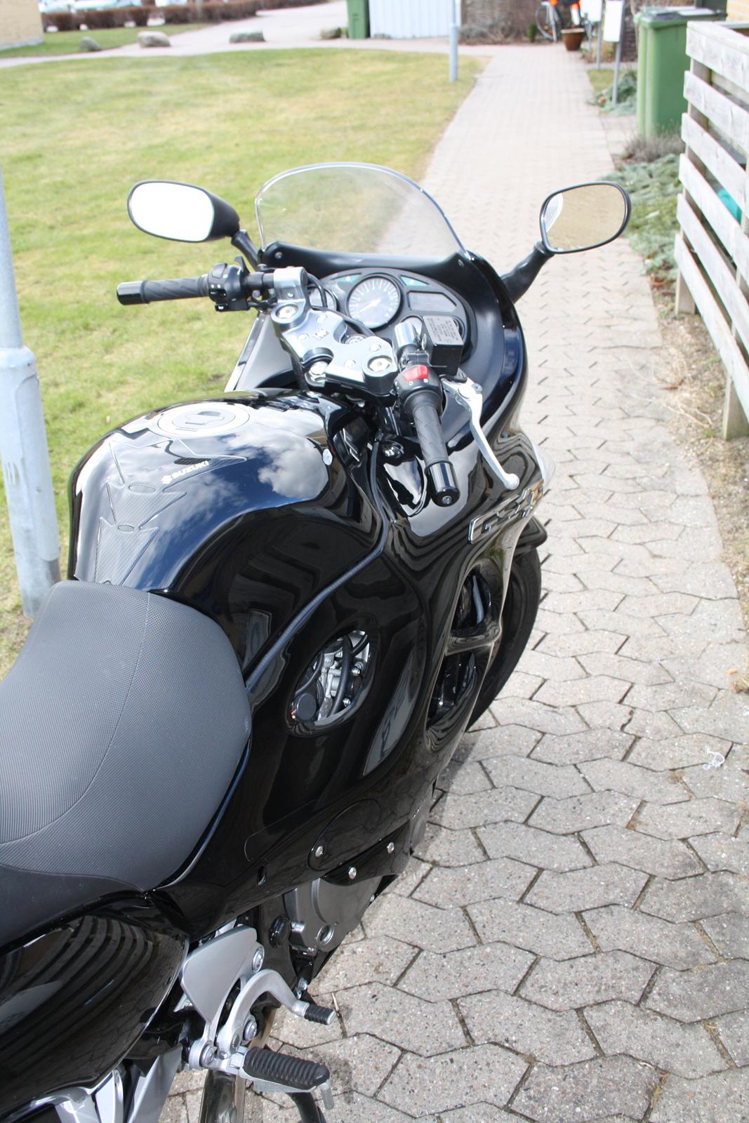 Suzuki GSX750F billede 6