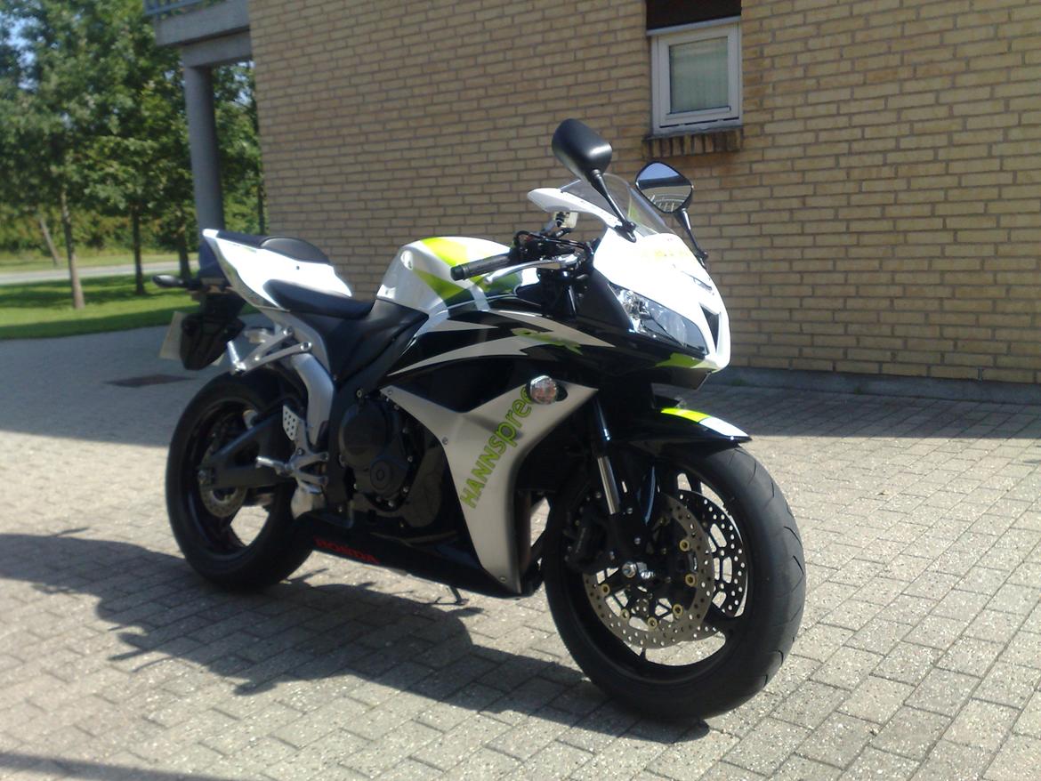 Honda CBR 600 RR8 HANNspree edition billede 1