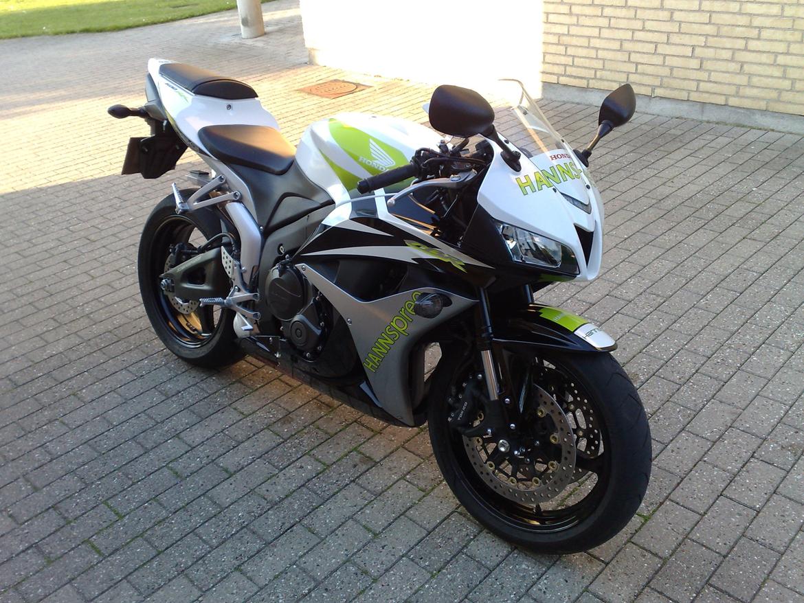 Honda CBR 600 RR8 HANNspree edition billede 4