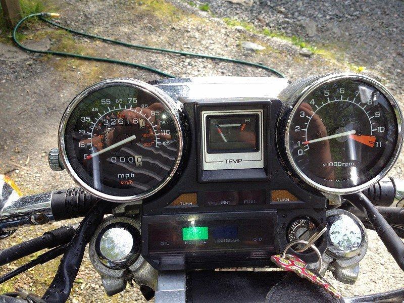 Honda Magna 700 billede 6