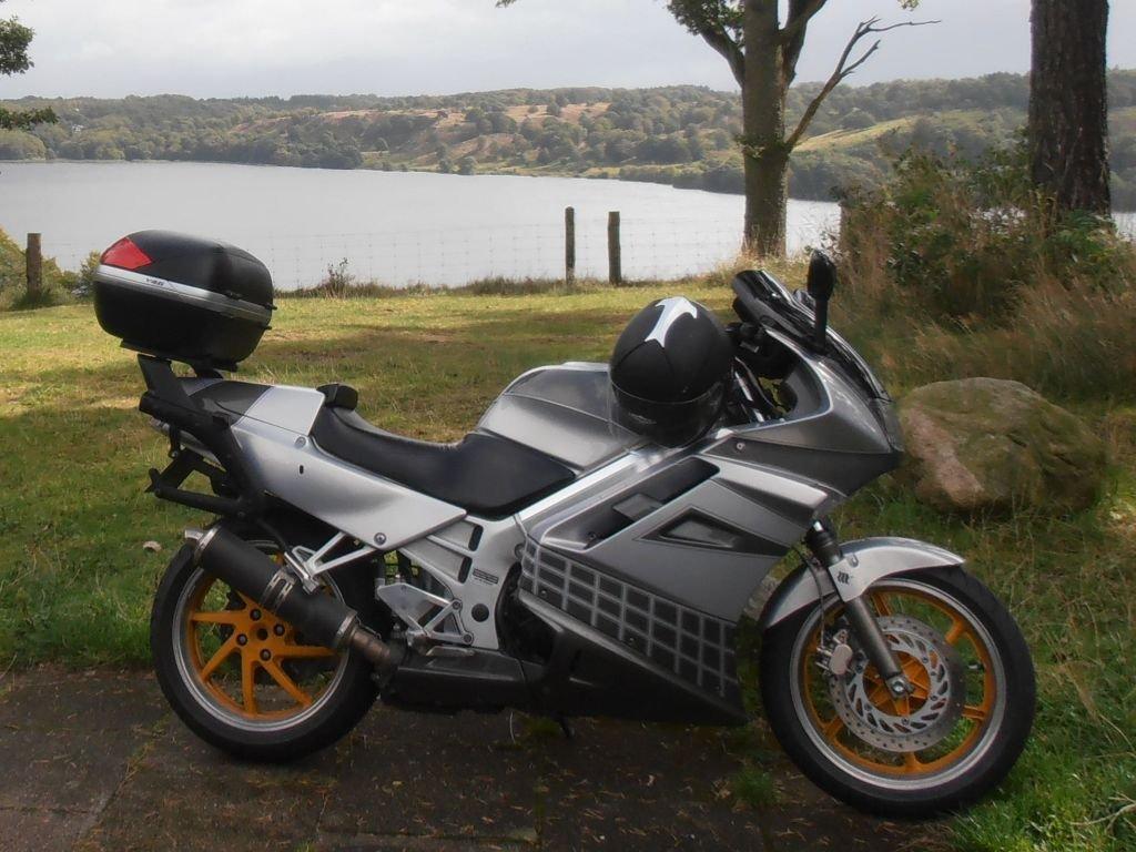 Honda Vfr 750 Rc36 billede 2