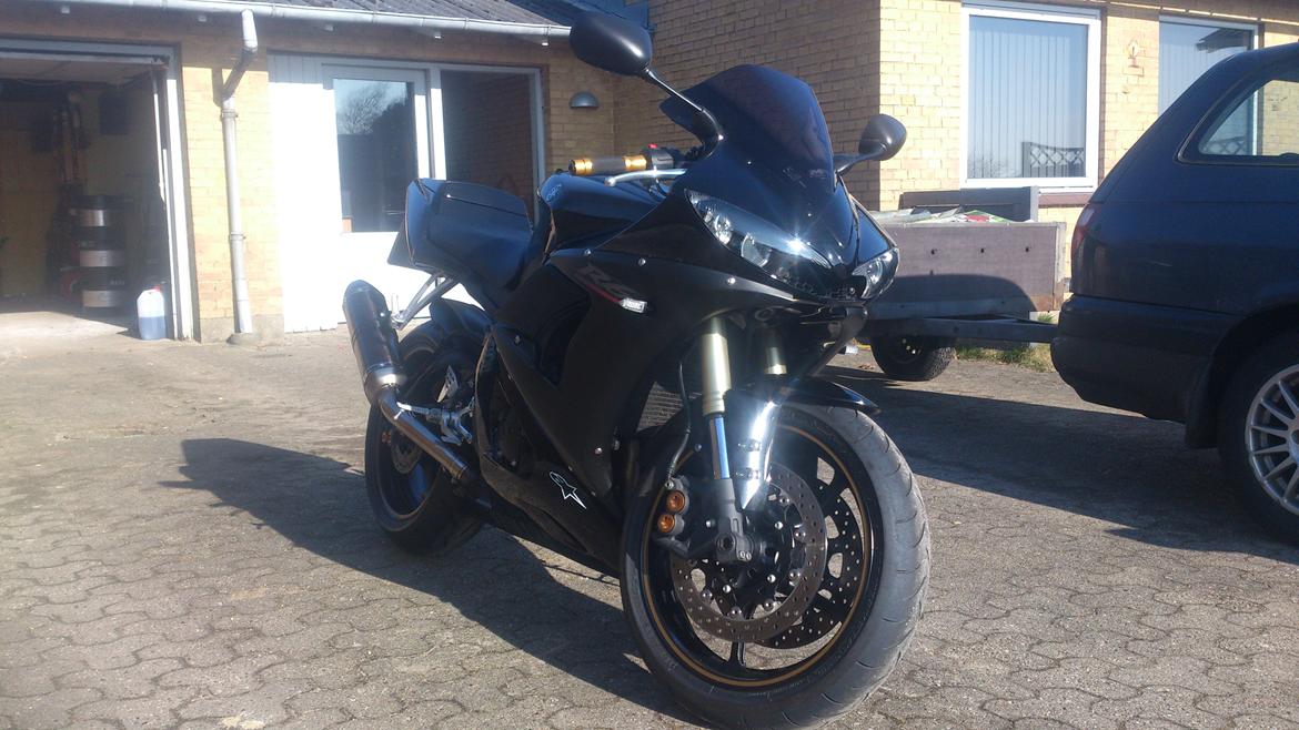 Yamaha R6 solgt billede 1