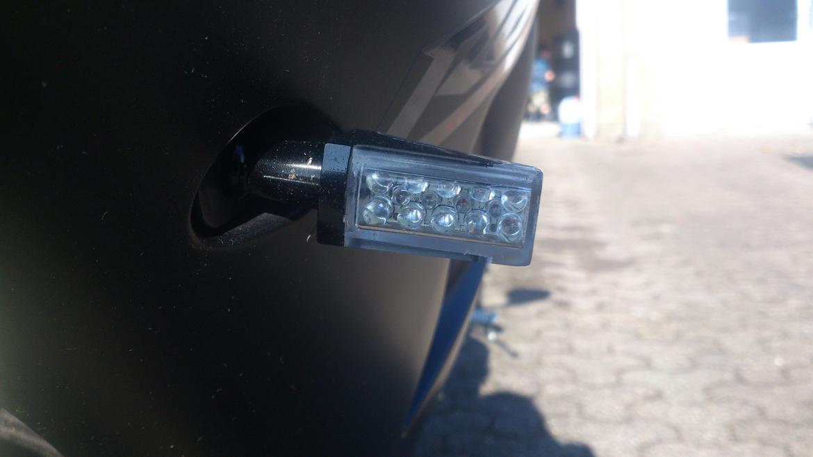 Yamaha R6 solgt billede 9