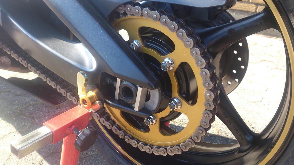 Yamaha R6 solgt billede 8