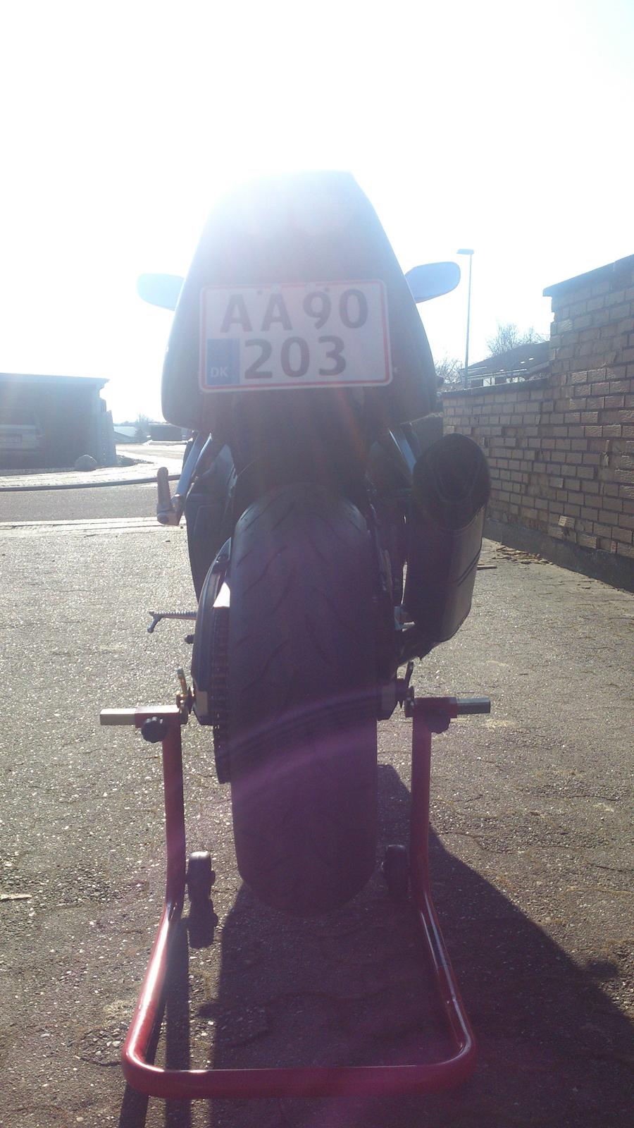 Yamaha R6 solgt billede 12