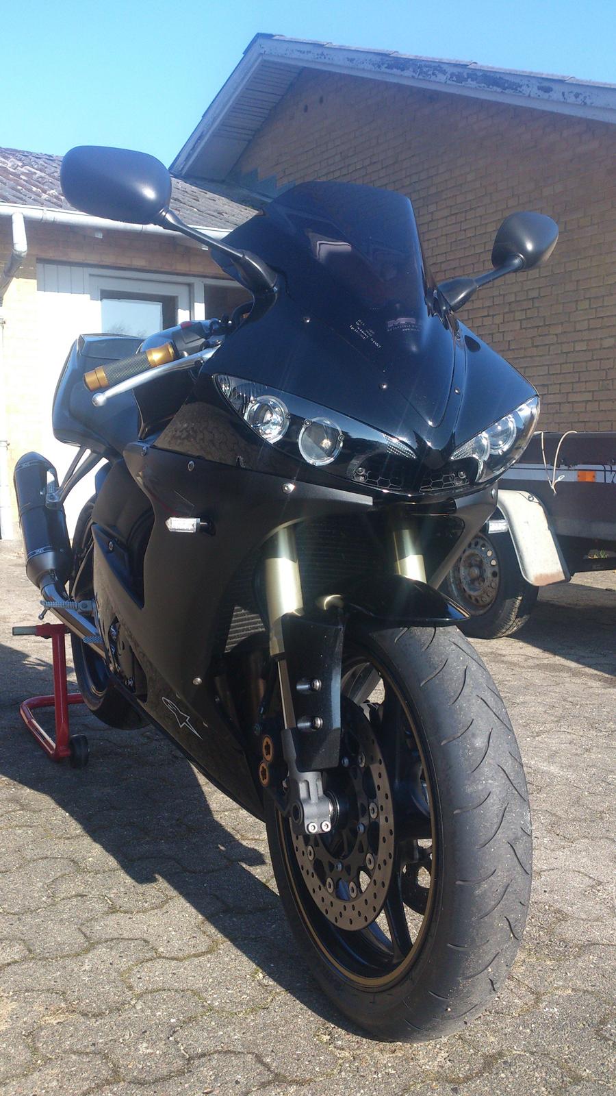 Yamaha R6 solgt billede 14