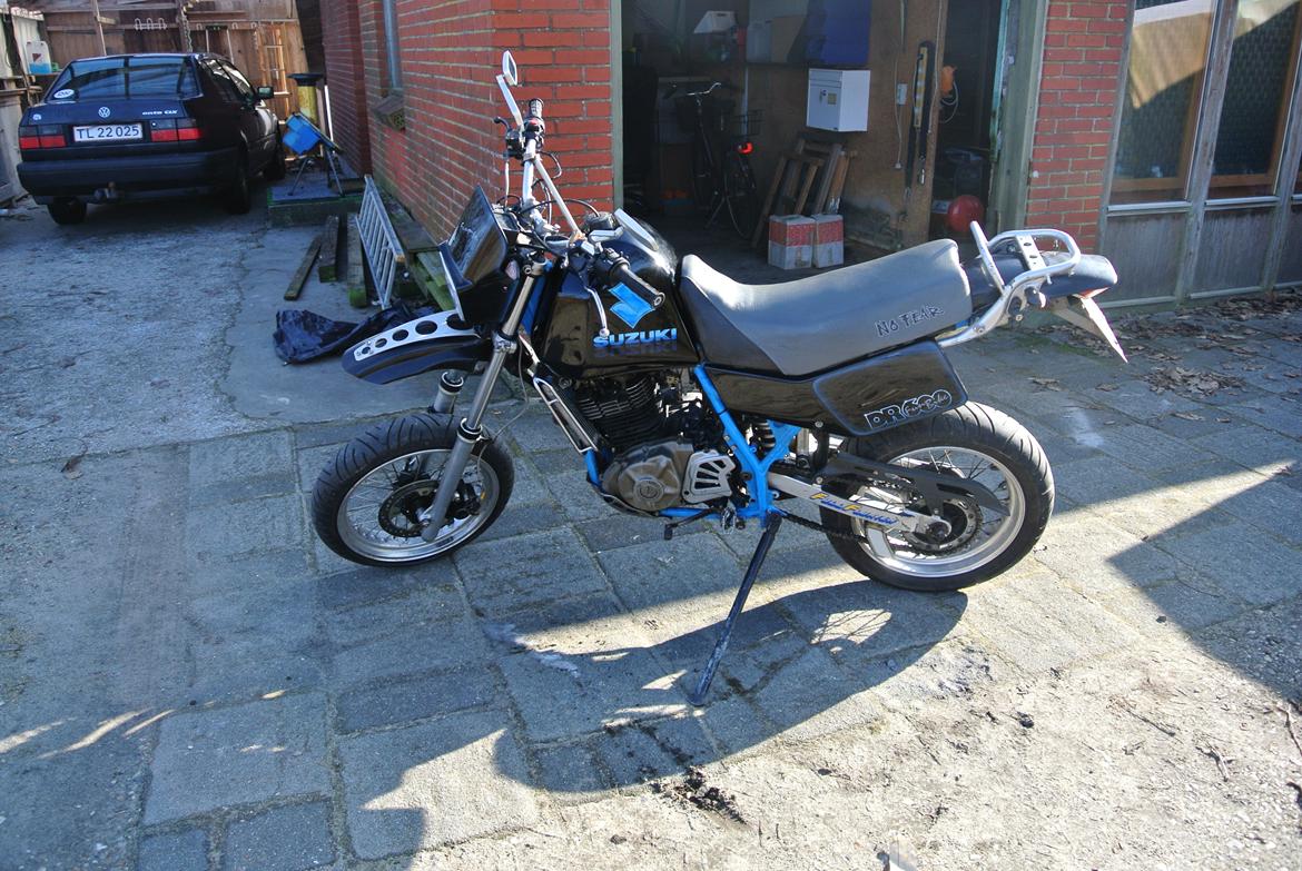Suzuki DR 600 R billede 2