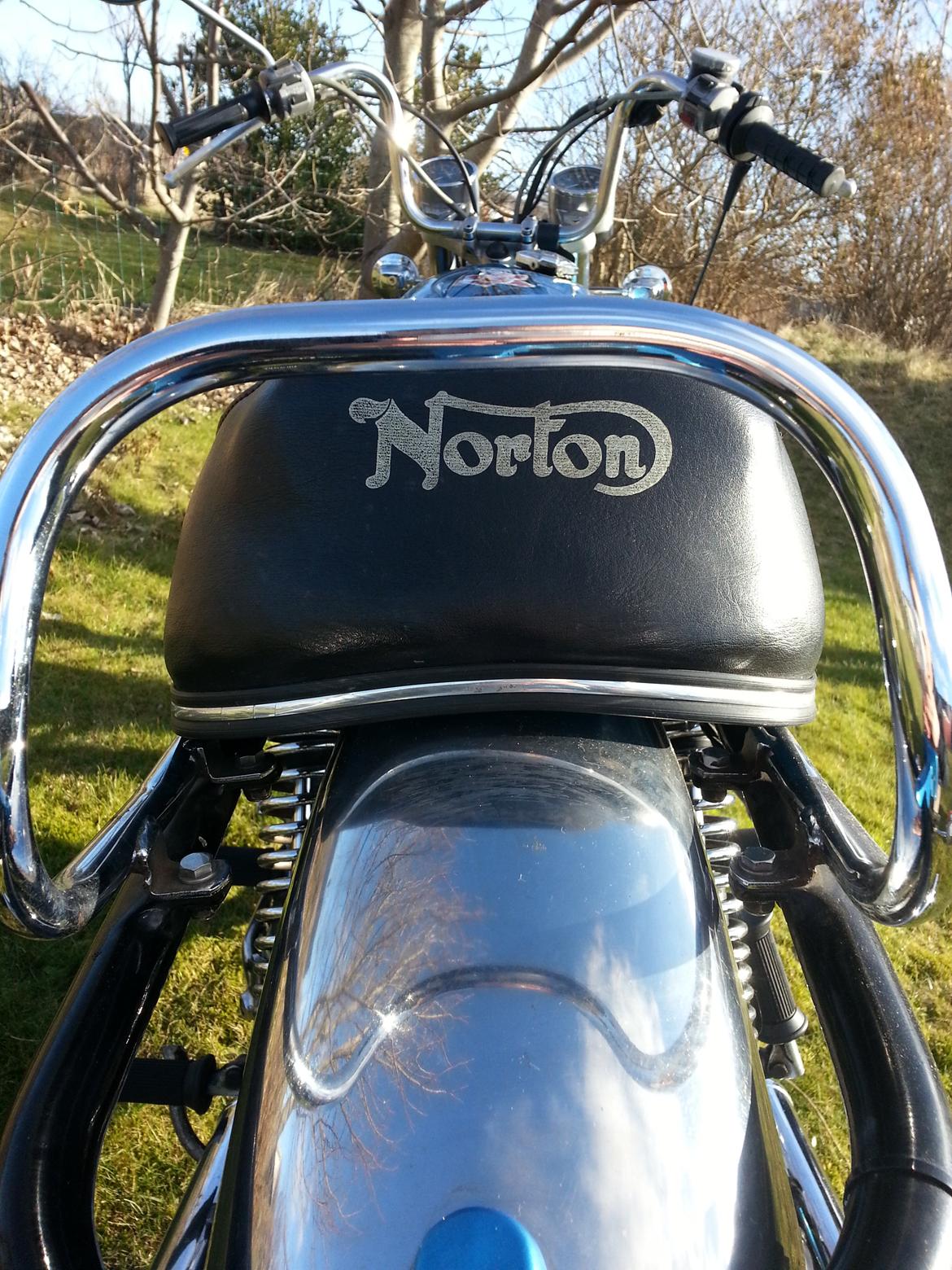 Norton Commando 850 billede 15