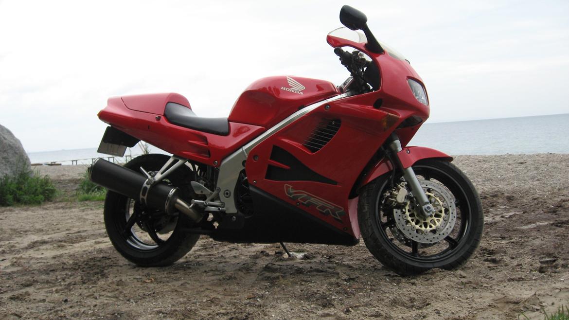 Honda VFR 750F - Syd for Moesgaard strand v/ Aarhus sommeren 2012 billede 5