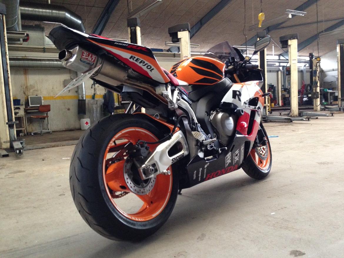 Honda CBR1000RR Fireblade Repsol billede 12