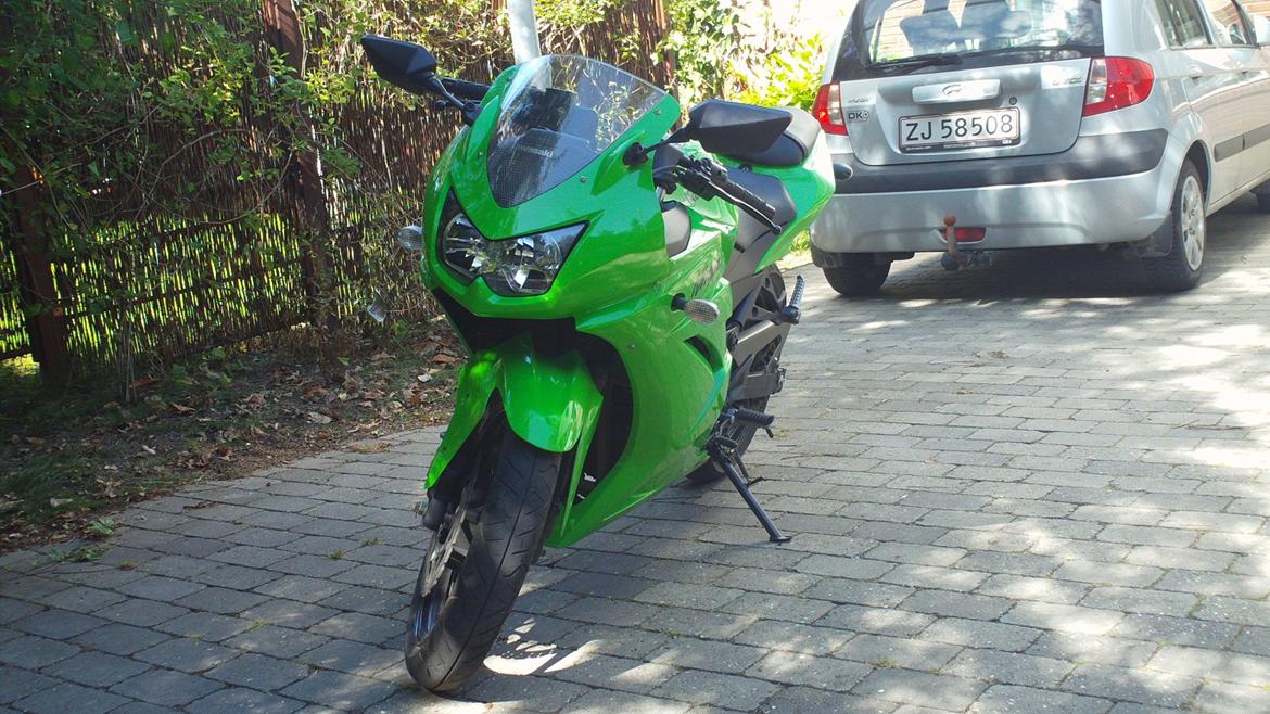 Kawasaki Ninja 250R SOLGT billede 15