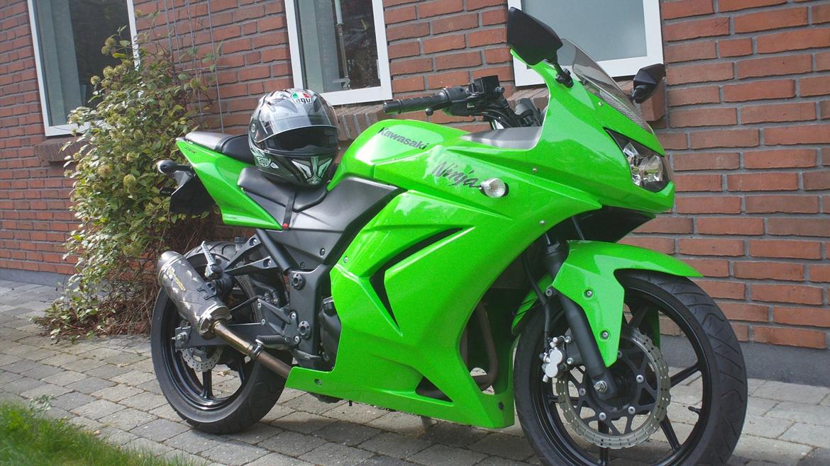 Kawasaki Ninja 250R SOLGT billede 12