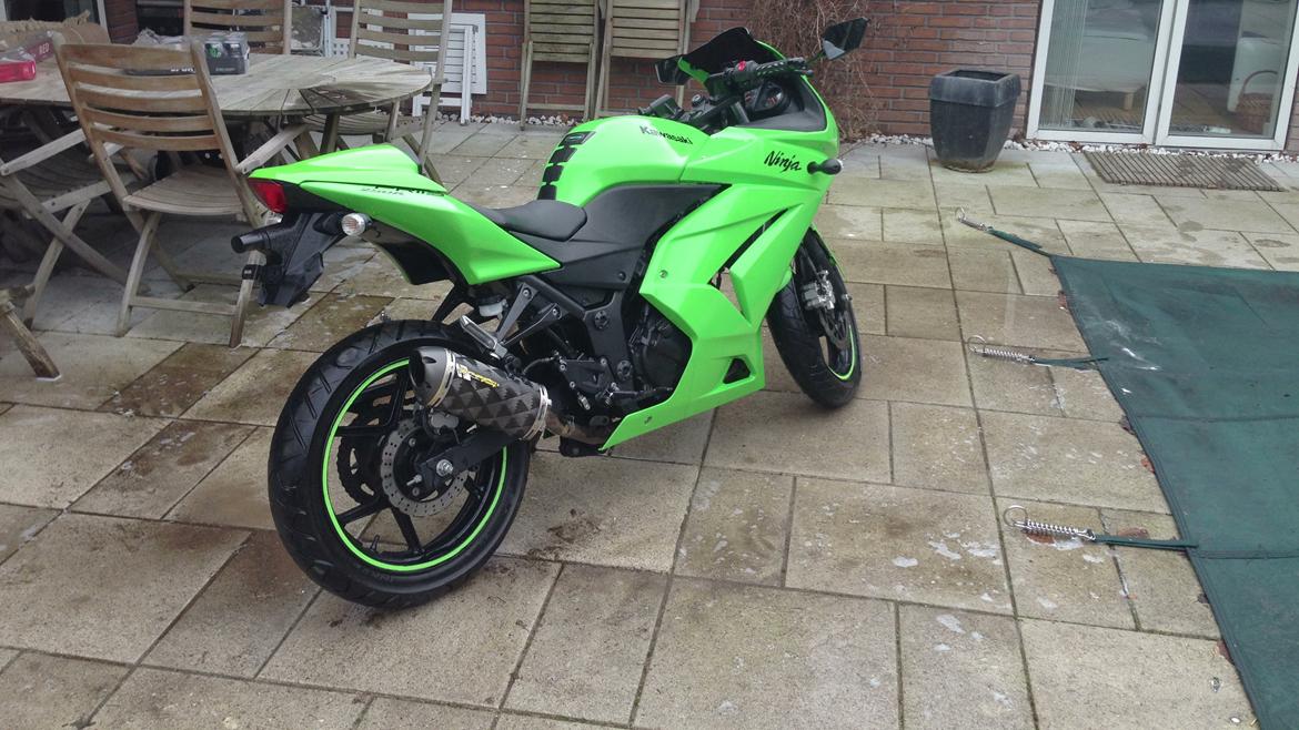 Kawasaki Ninja 250R SOLGT billede 5
