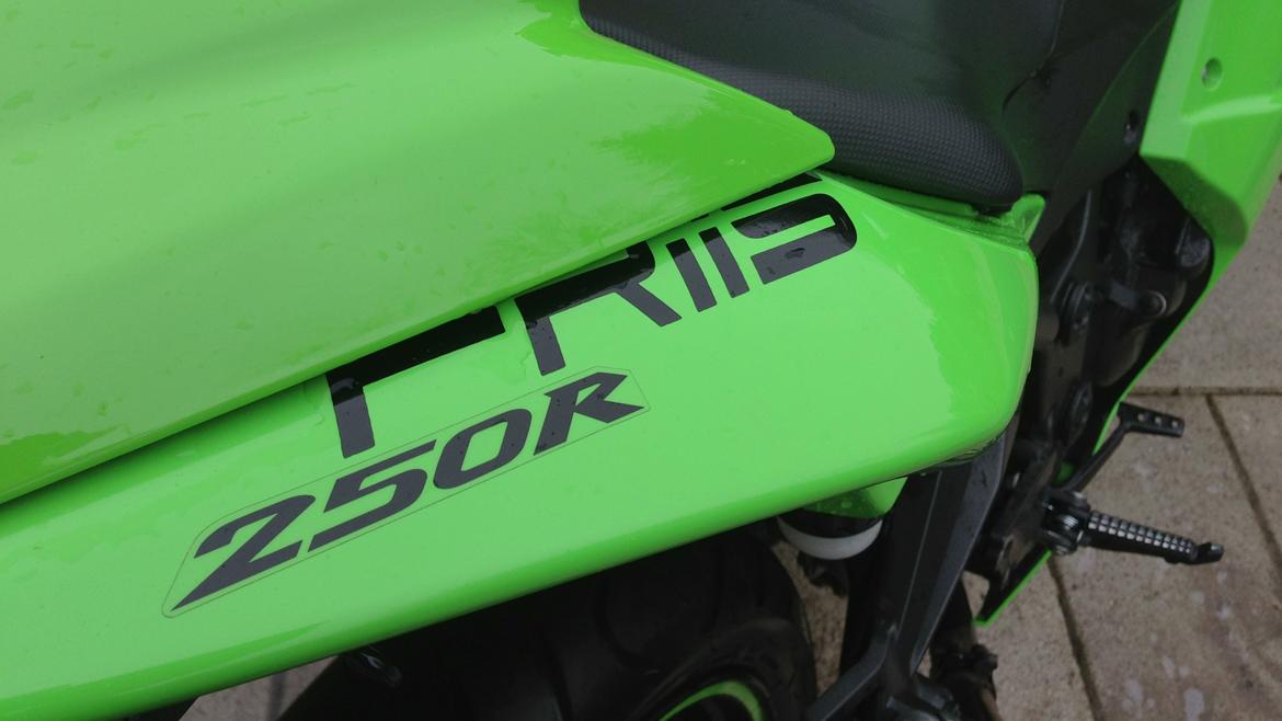 Kawasaki Ninja 250R SOLGT billede 10