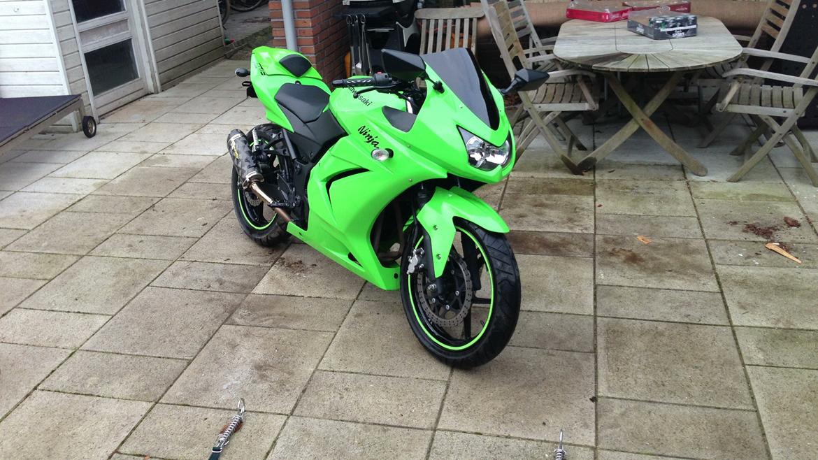 Kawasaki Ninja 250R SOLGT billede 2