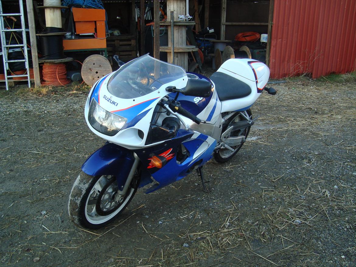 Suzuki GSX-R 600 SRAD billede 12