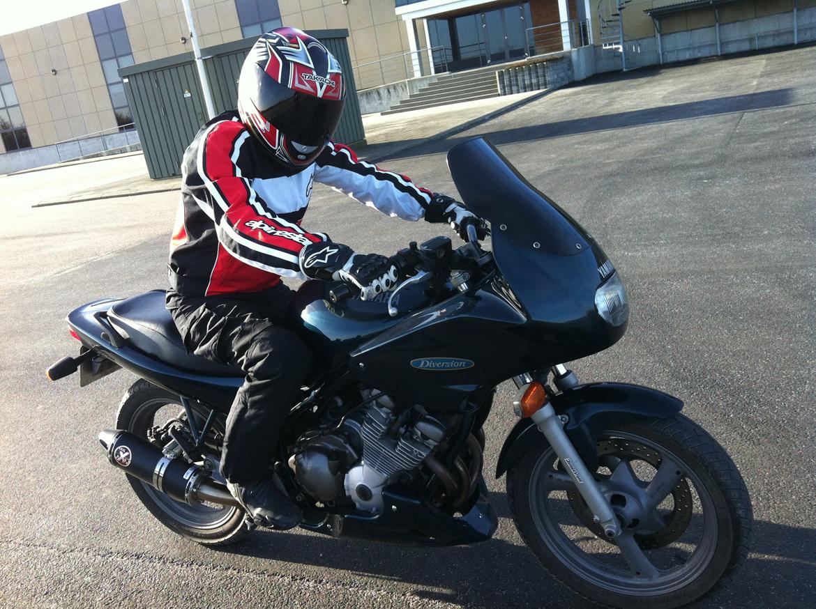Yamaha XJ 600 S Diversion (Yamissen) - 2 tur i sæson 2013
Er blevet rimelig sprød med ploven og ny potte ;) billede 25