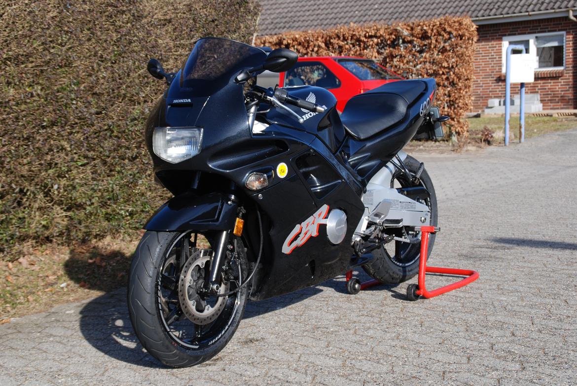 Honda CBR 600 F2 (Solgt) billede 2