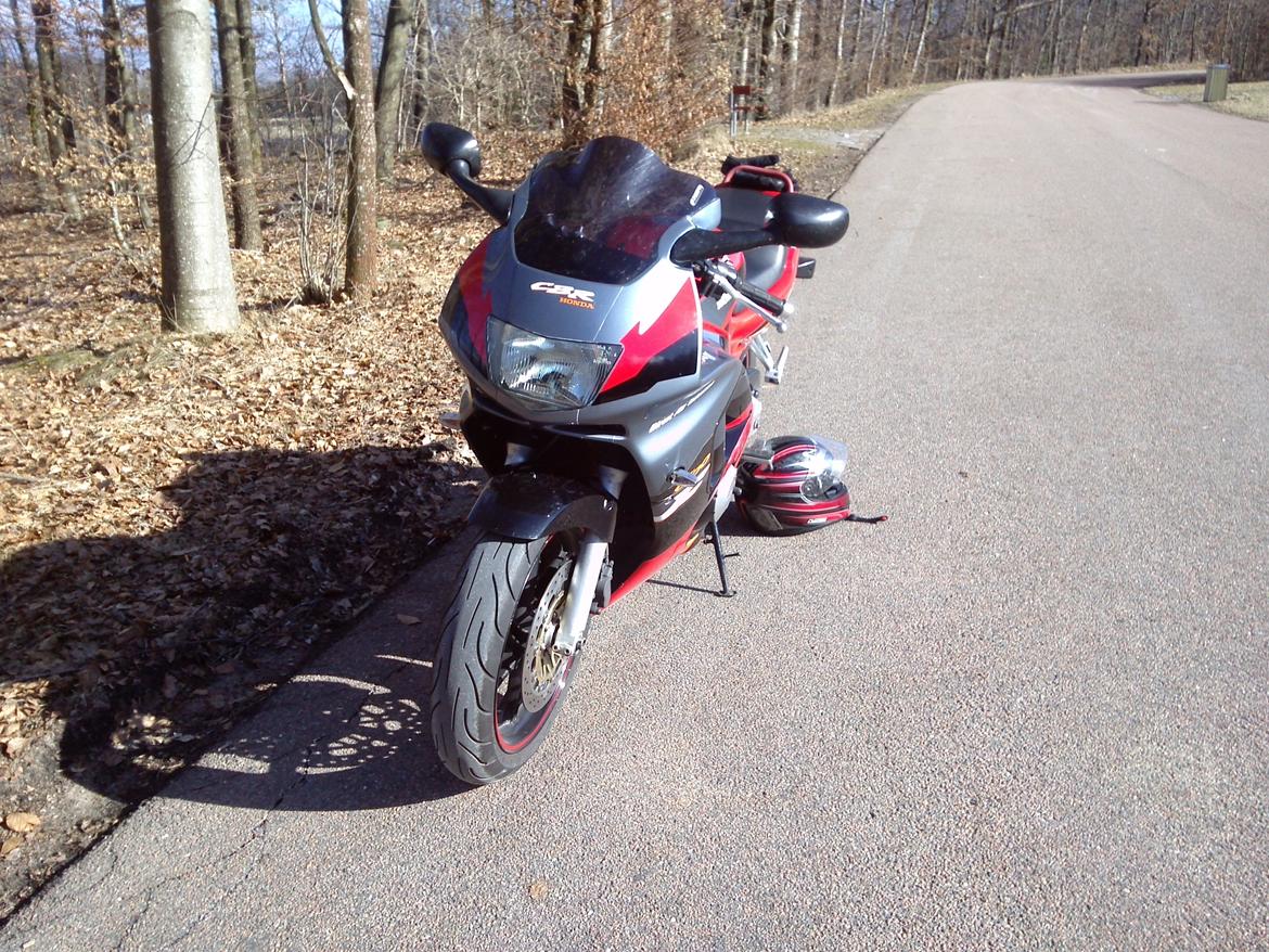 Honda cbr 600 f3 billede 1